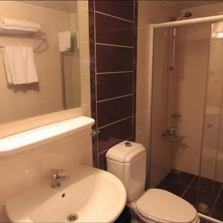 アパートホテル Kleopatra Tuna