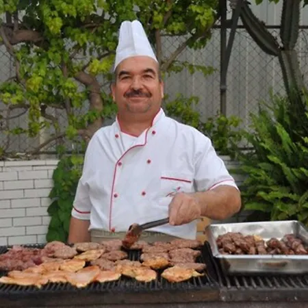 Kleopatra Tuna アパートホテル 3*