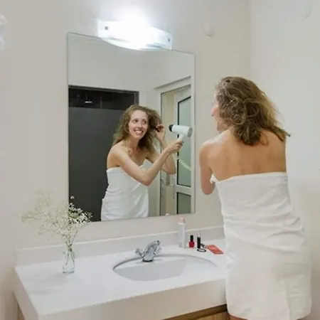 アパートホテル Kleopatra Tuna