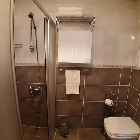 Kleopatra Tuna アパートホテル