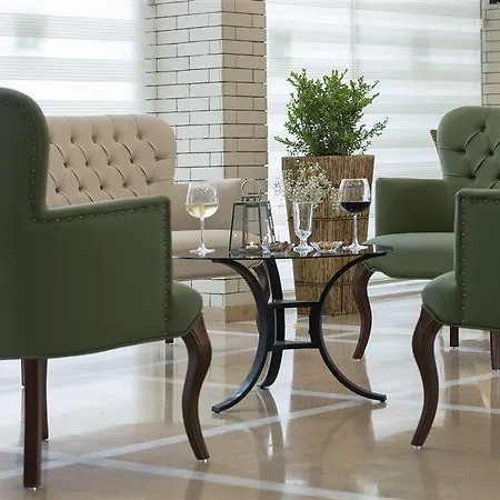 Lejlighedshotel Kleopatra Tuna 3*