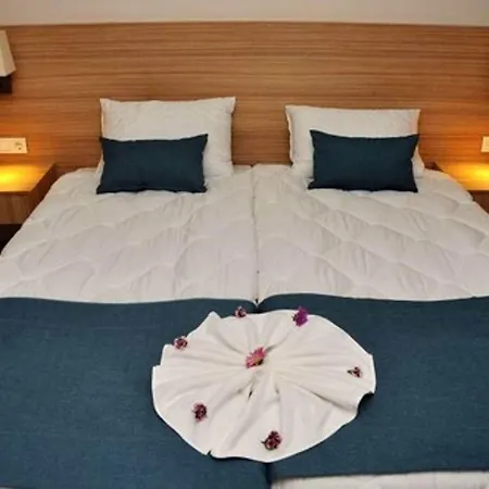 Kleopatra Tuna Apartmanhotel